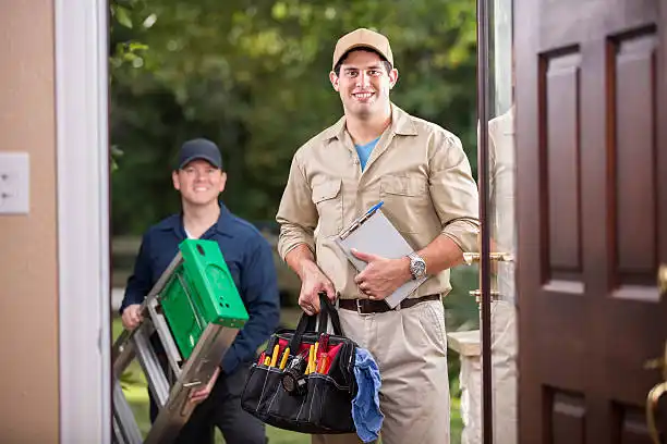 Frontline handyman workers in Palatine IL, begin work immediately